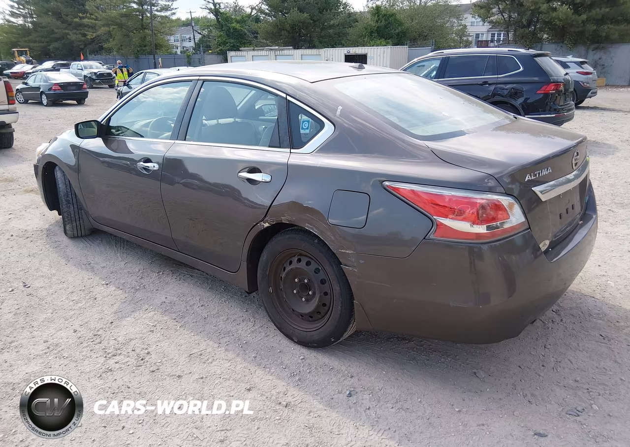 2014 Nissan Altima 2.5 S VIN:1N4AL3AP3EC165772 - 3