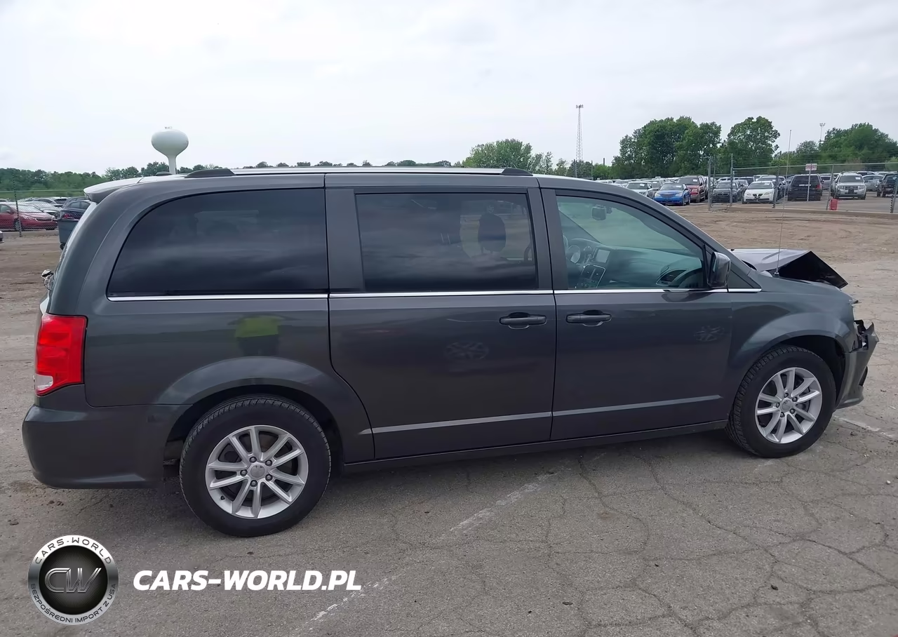 2018 Dodge Grand Caravan Sxt VIN:2C4RDGCG4JR325769 - 13
