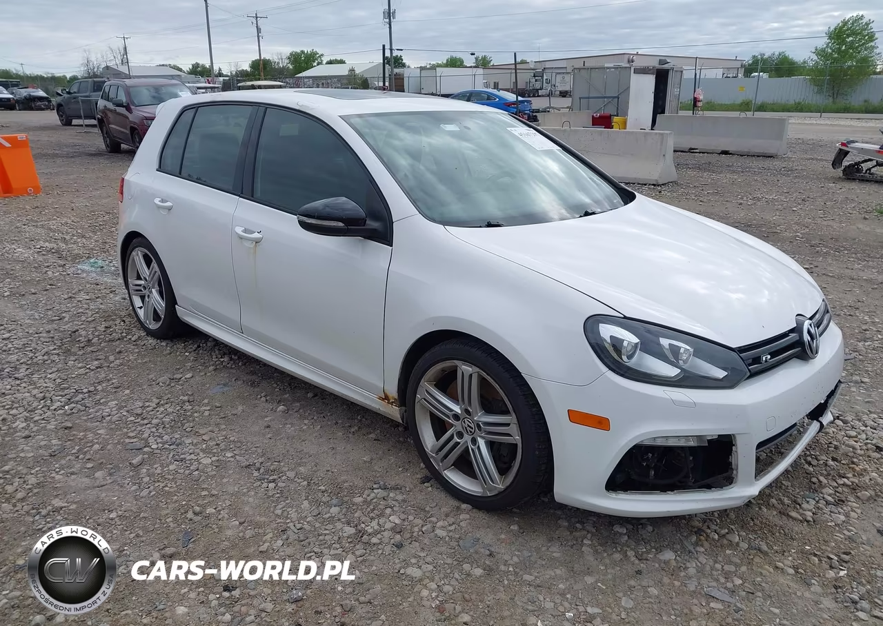 2012 Volkswagen Golf R 4-Door – zdjęcie 1 z 16