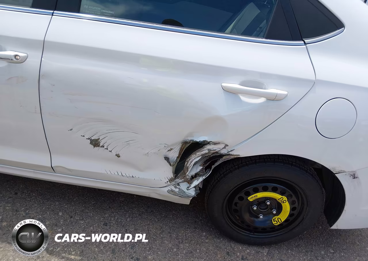 2022 Hyundai Accent Sel VIN:3KPC24A62NE176855 - 17