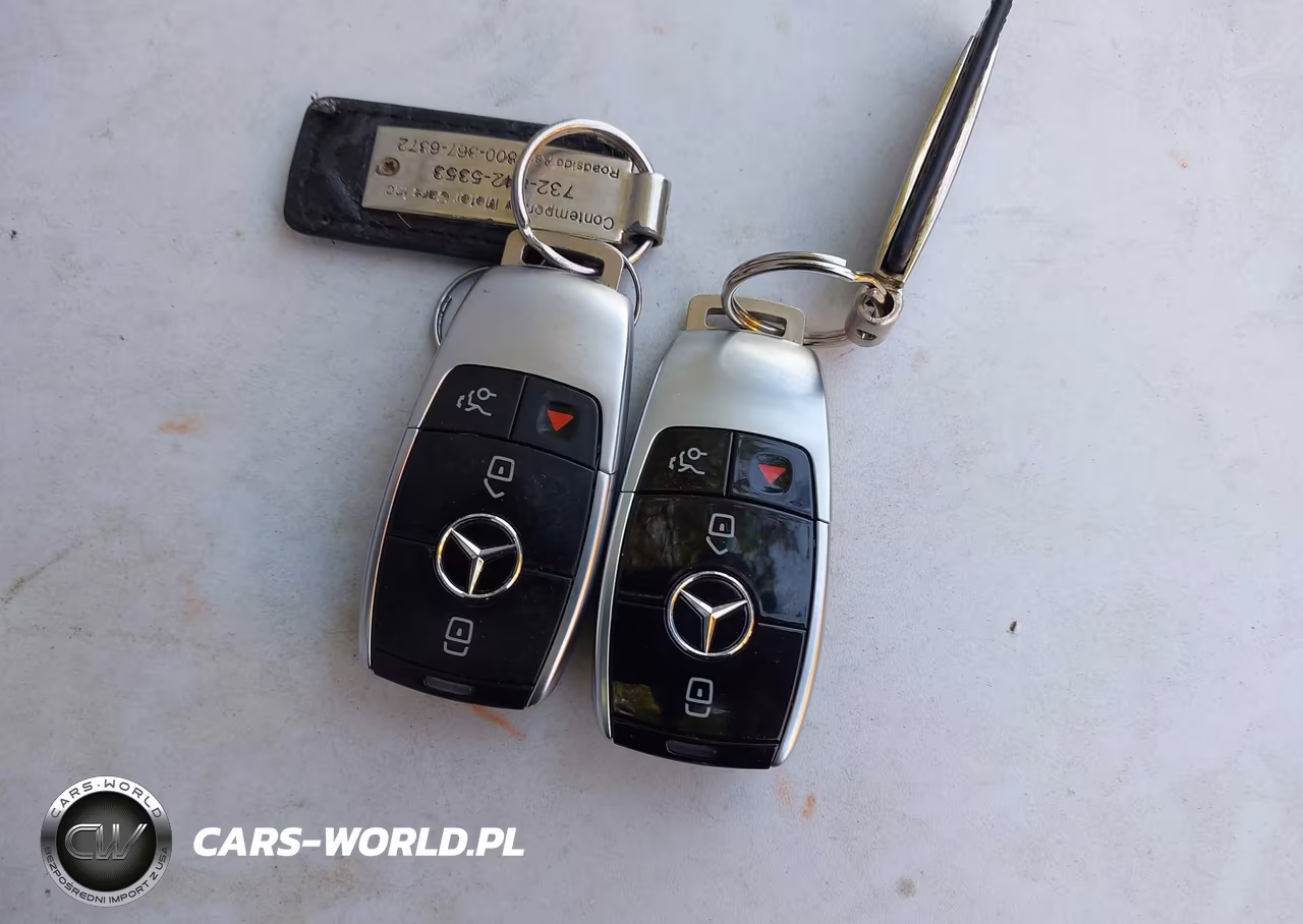 2017 Mercedes-Benz E 300 4Matic VIN:WDDZF4KB4HA209572 - 11