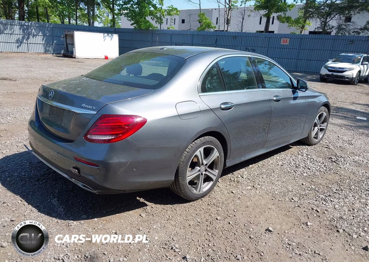 2017 Mercedes-Benz E 300 4Matic VIN:WDDZF4KB4HA209572 - 4