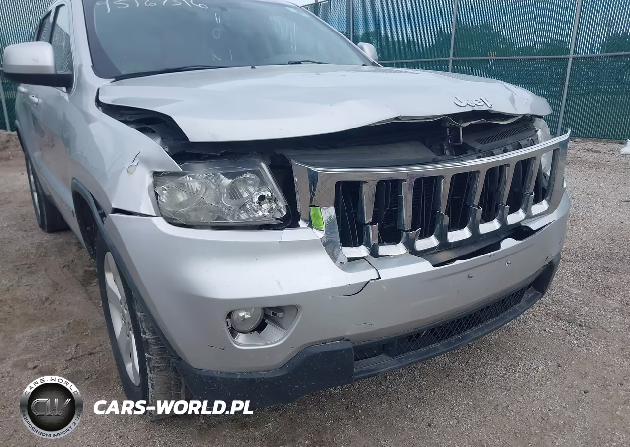 2011 Jeep Grand Cherokee Laredo VIN:1J4RR4GG1BC609522 - 6