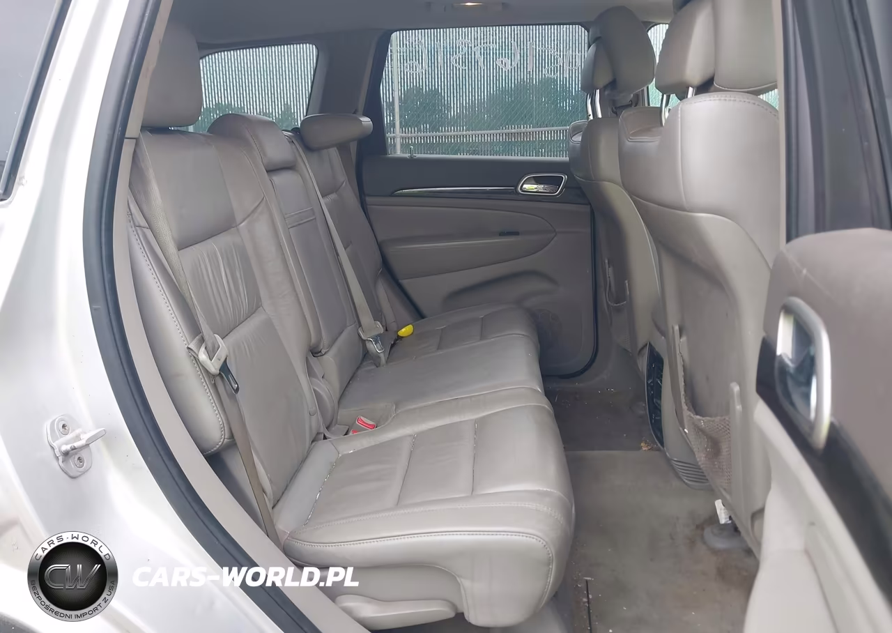 2011 Jeep Grand Cherokee Laredo VIN:1J4RR4GG1BC609522 - 8