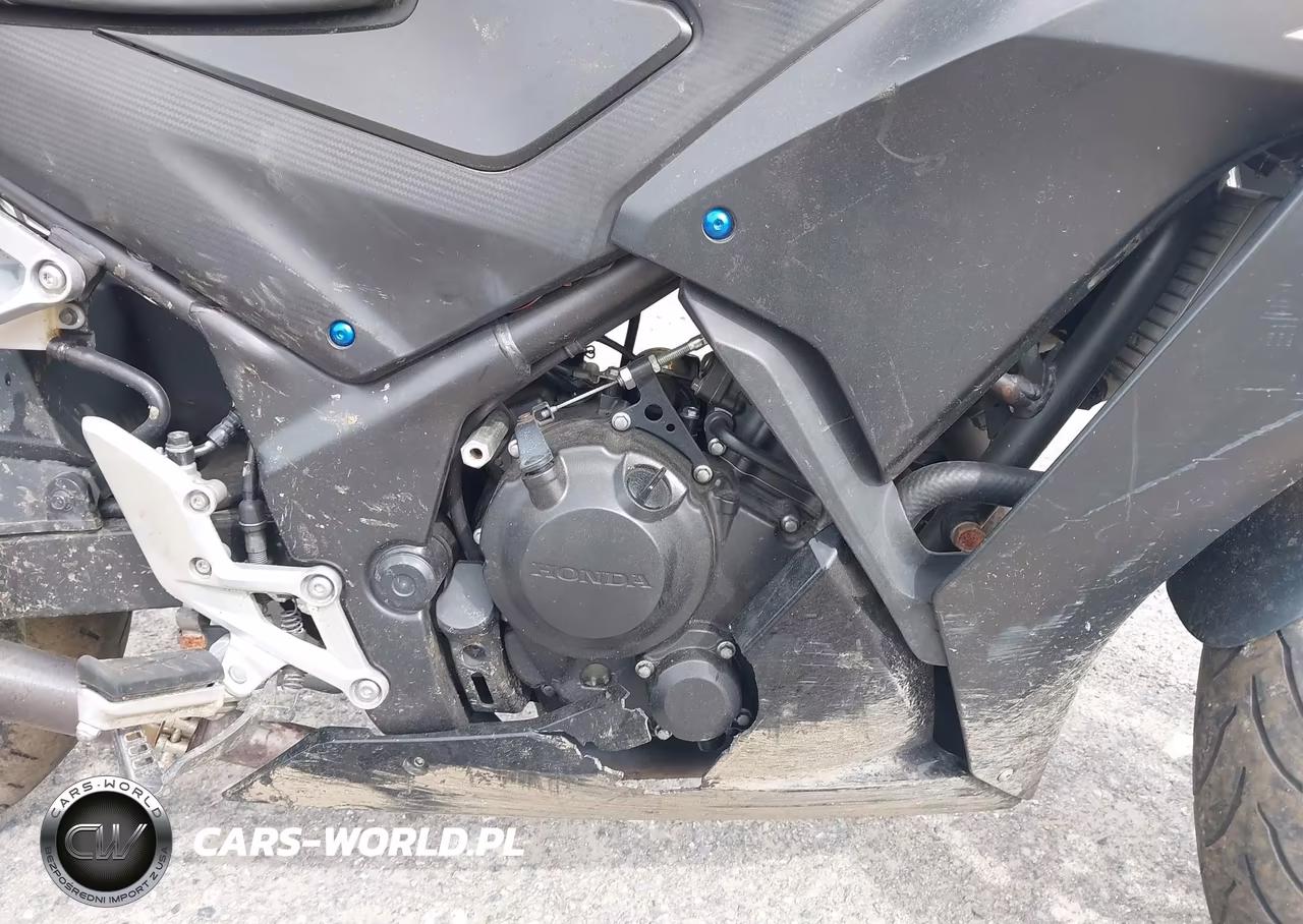 2015 Honda Cbr300 R VIN:MLHNC5100F5100777 - 8