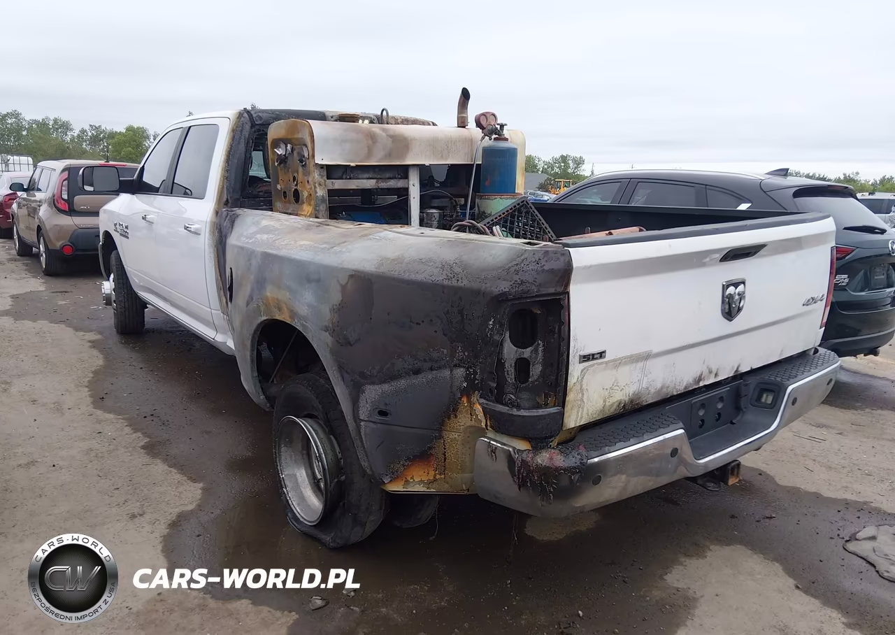 2018 Ram 3500 Slt 4X4 8' Box VIN:3C63RRHL2JG423012 - 4