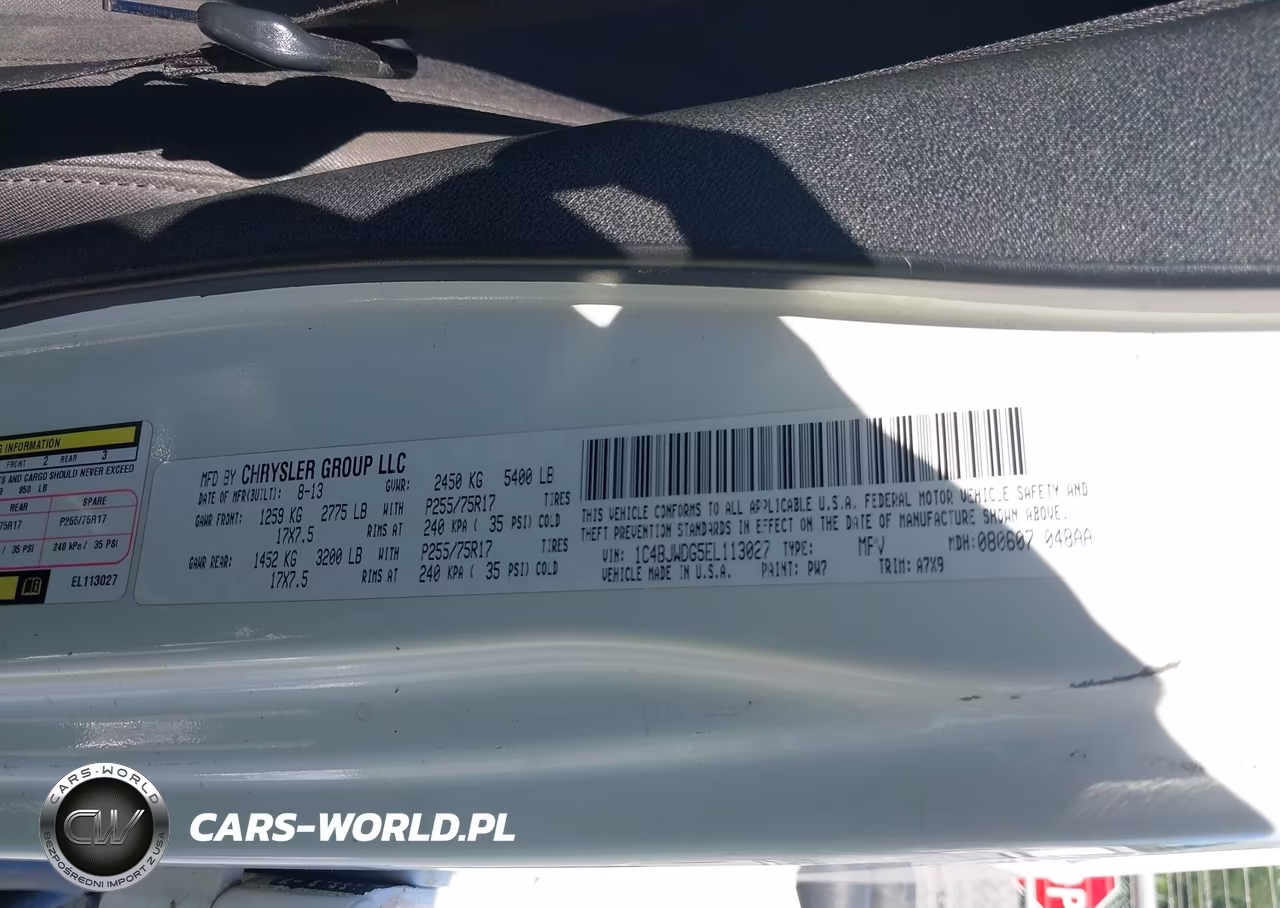 2014 Jeep Wrangler Unlimited Sport VIN:1C4BJWDG5EL113027 - 9