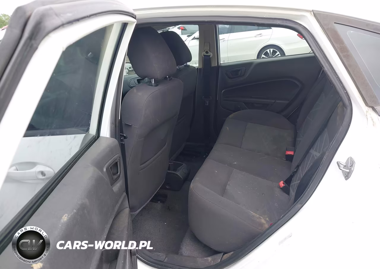 2015 Ford Fiesta S VIN:3FADP4AJ4FM113912 - 19