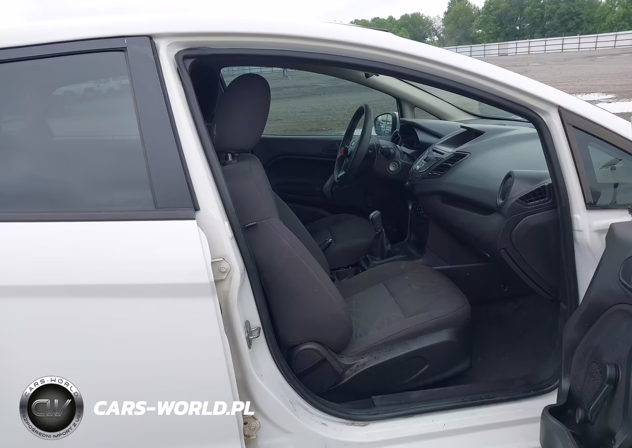 2015 Ford Fiesta S VIN:3FADP4AJ4FM113912 - 5