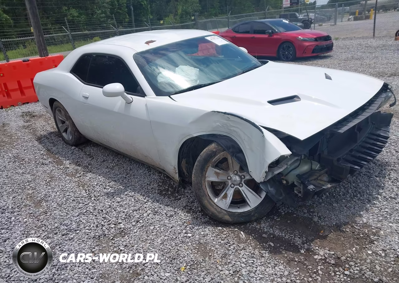 2015 Dodge Challenger Sxt – zdjęcie 1 z 17