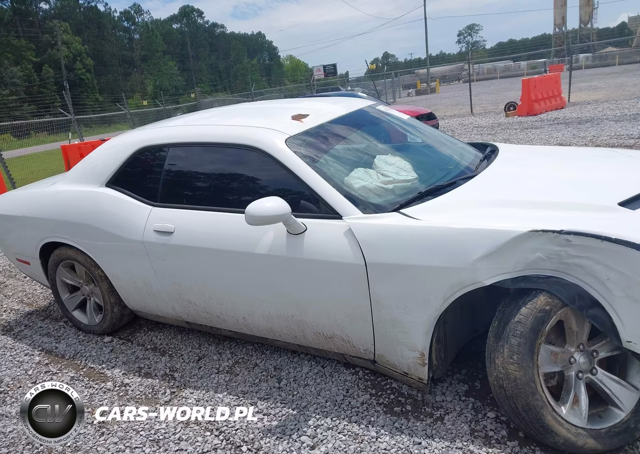 2015 Dodge Challenger Sxt VIN:2C3CDZAGXFH810911 - 14