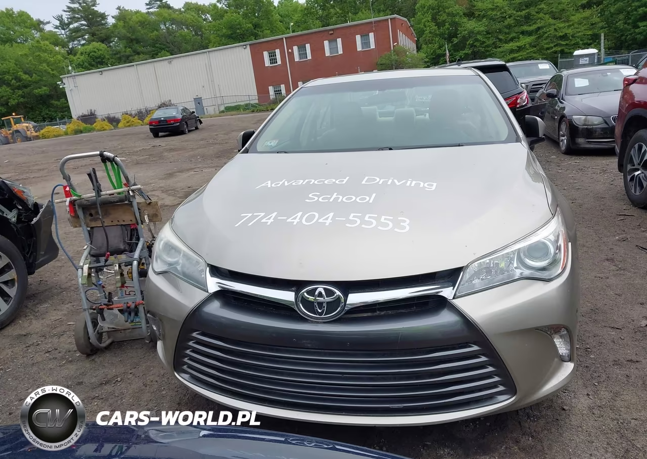 2017 Toyota Camry Le VIN:4T1BF1FK4HU280799 - 12