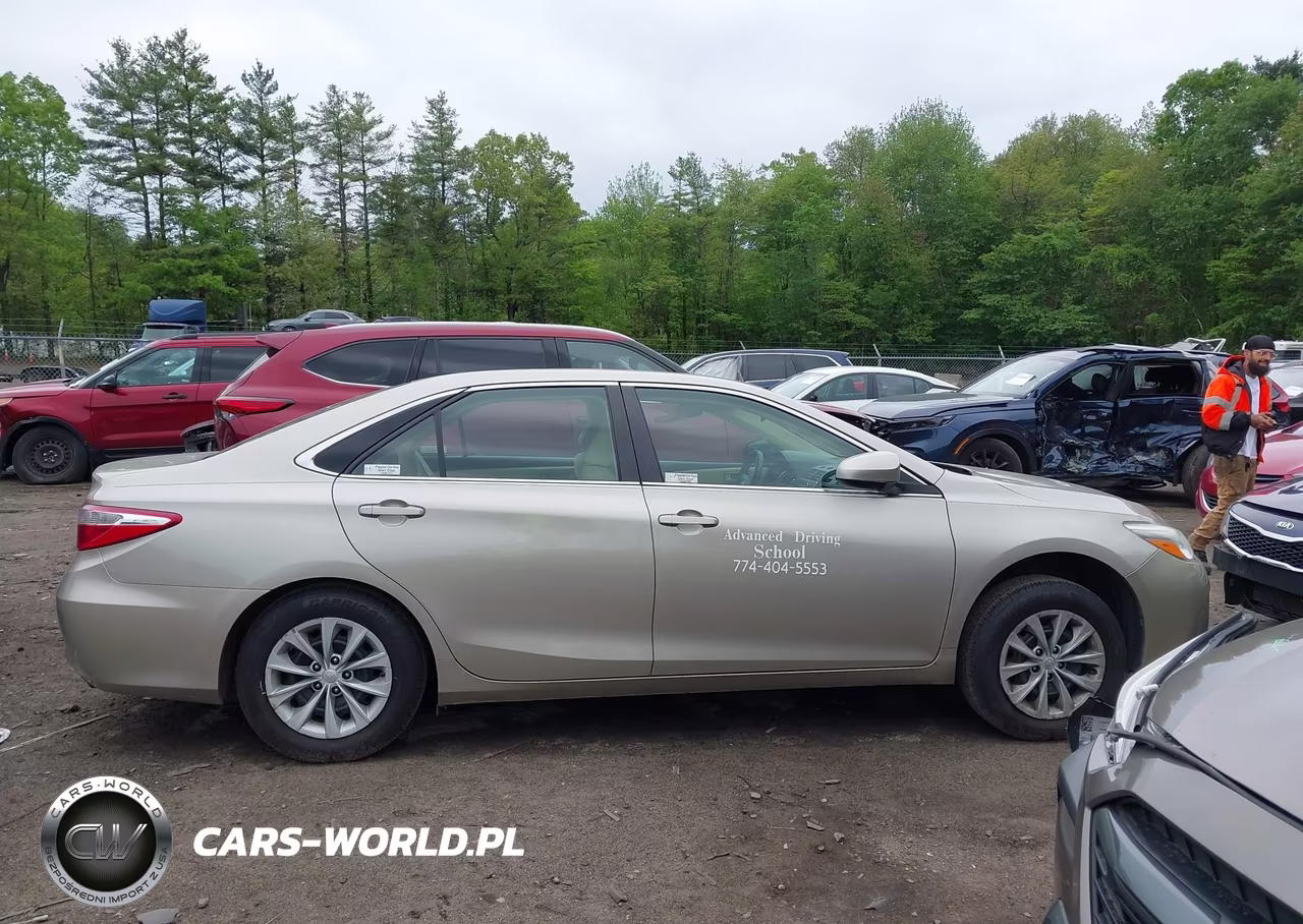 2017 Toyota Camry Le VIN:4T1BF1FK4HU280799 - 13