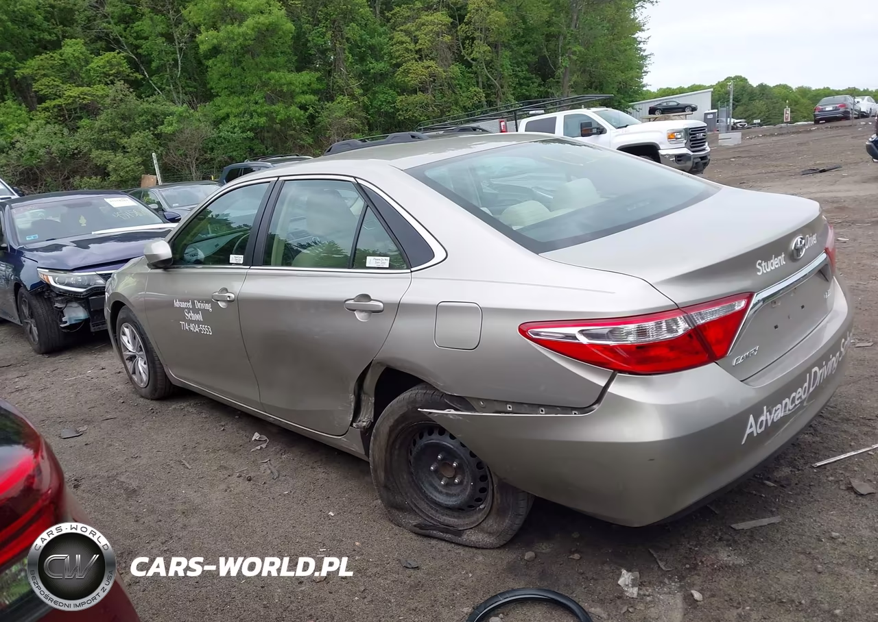 2017 Toyota Camry Le VIN:4T1BF1FK4HU280799 - 14