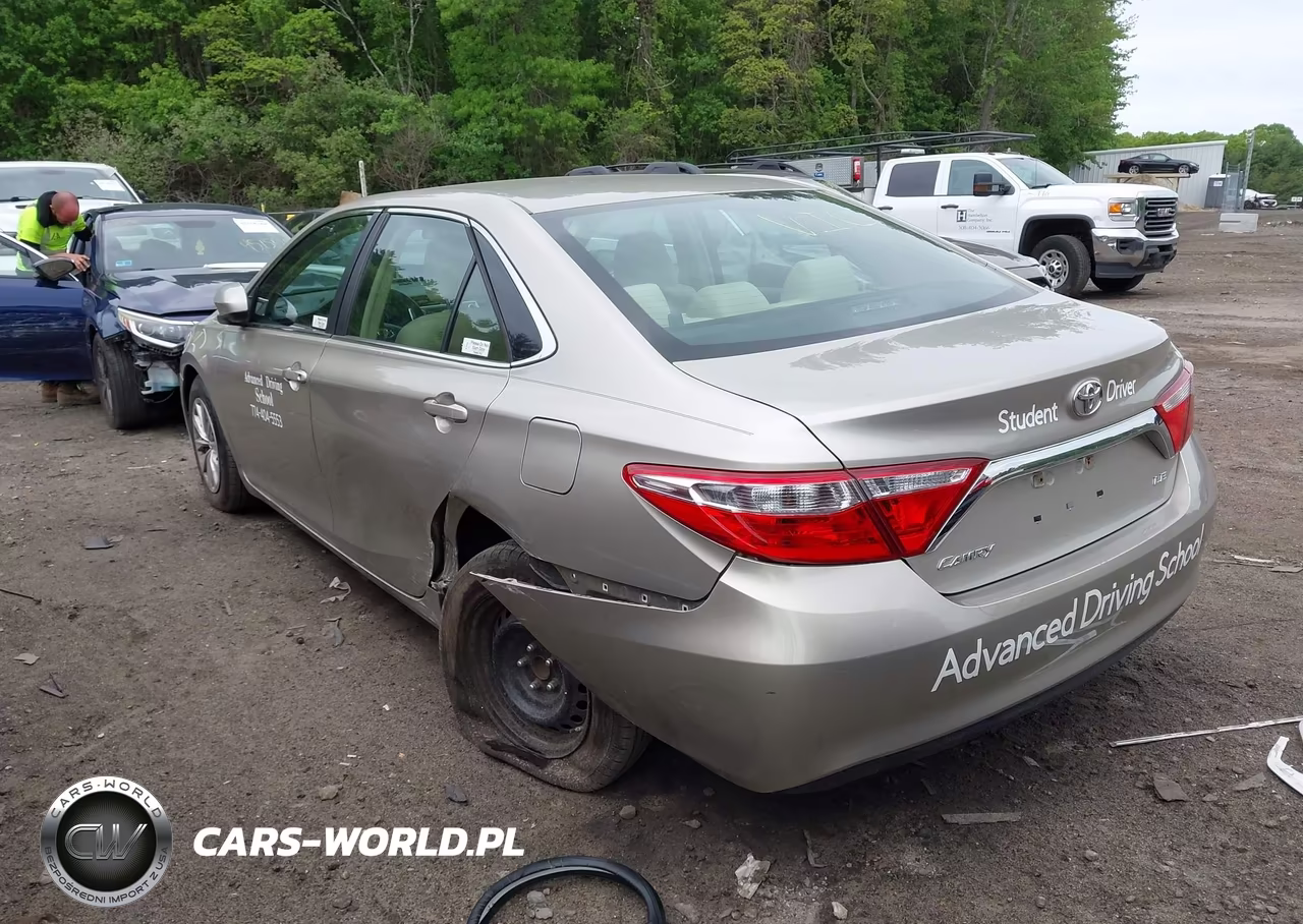 2017 Toyota Camry Le VIN:4T1BF1FK4HU280799 - 3