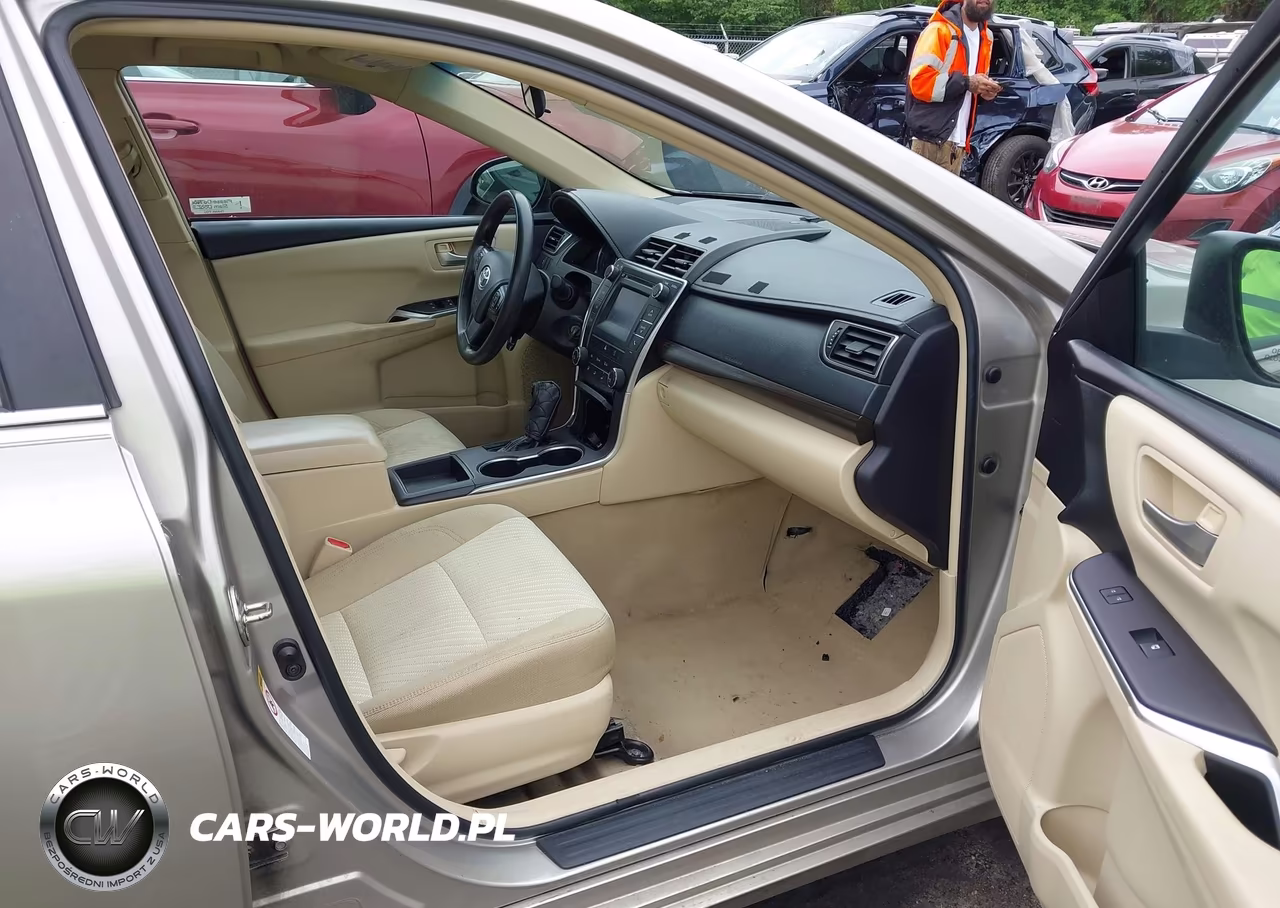 2017 Toyota Camry Le VIN:4T1BF1FK4HU280799 - 5