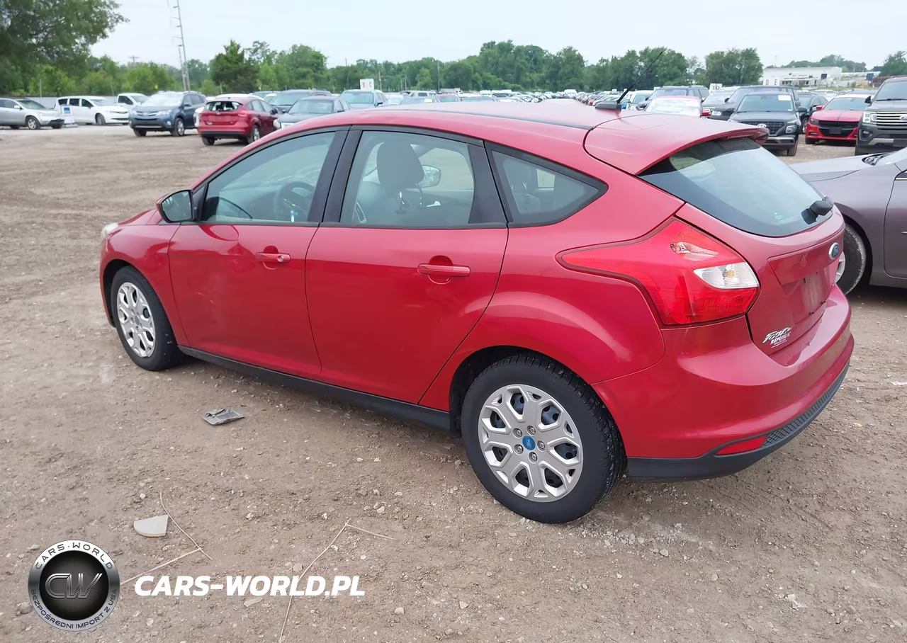2012 Ford Focus Se VIN:1FAHP3K27CL104993 - 3