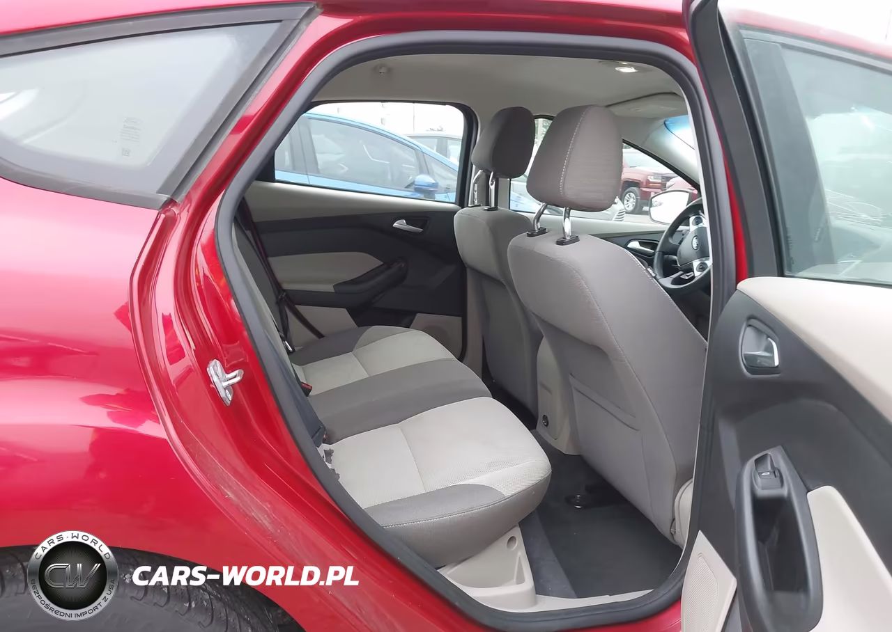 2012 Ford Focus Se VIN:1FAHP3K27CL104993 - 8
