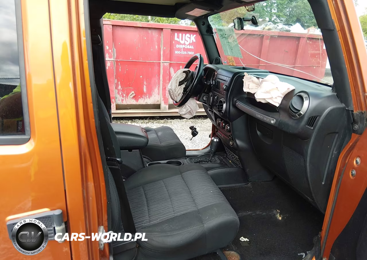 2011 Jeep Wrangler Unlimited Sport VIN:1J4BA3H12BL545956 - 5