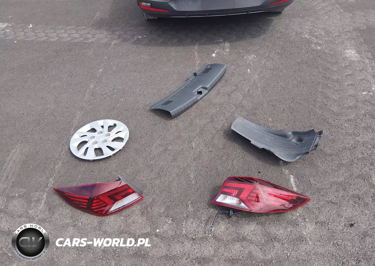 2019 Hyundai Elantra Se VIN:5NPD74LF5KH497069 - 12