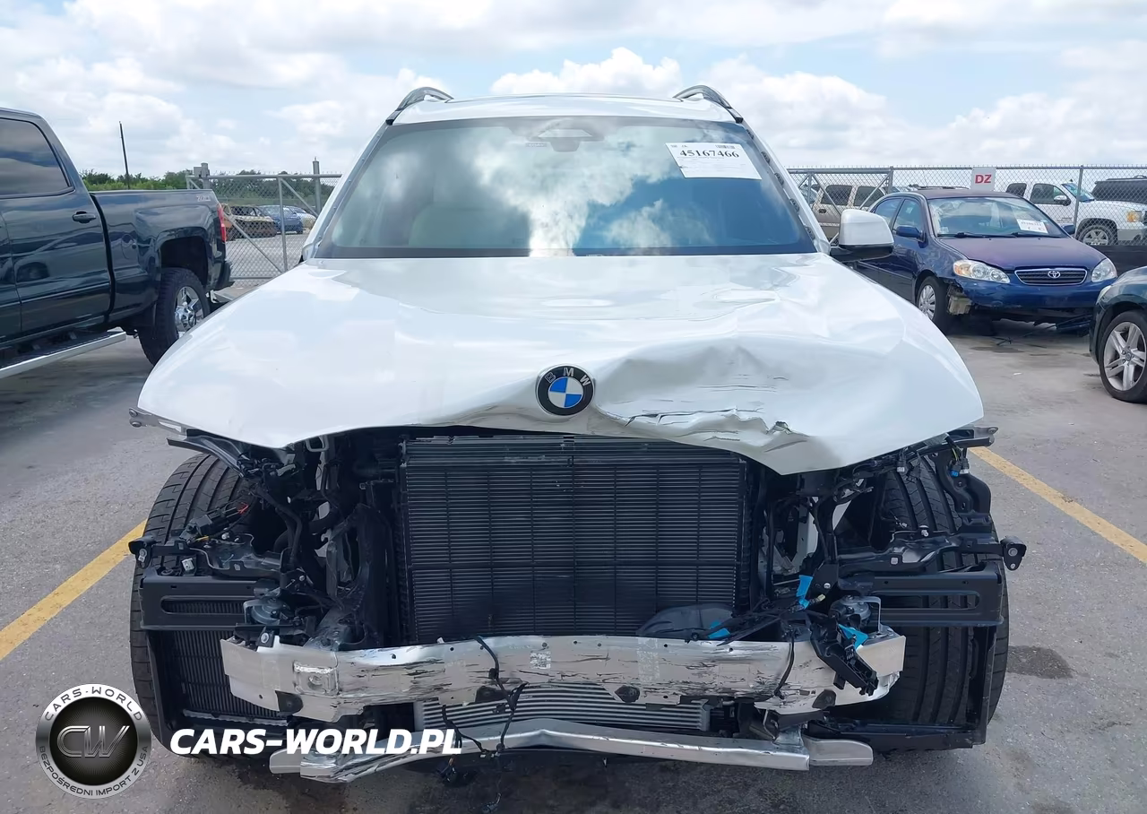 2026 BMW X7 xDrive40I VIN:5UX23EM02T9356794 - 13