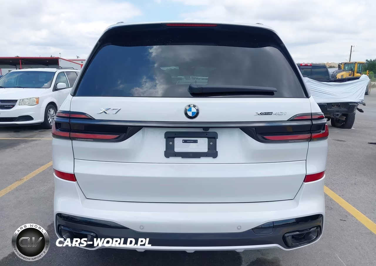 2026 BMW X7 xDrive40I VIN:5UX23EM02T9356794 - 17