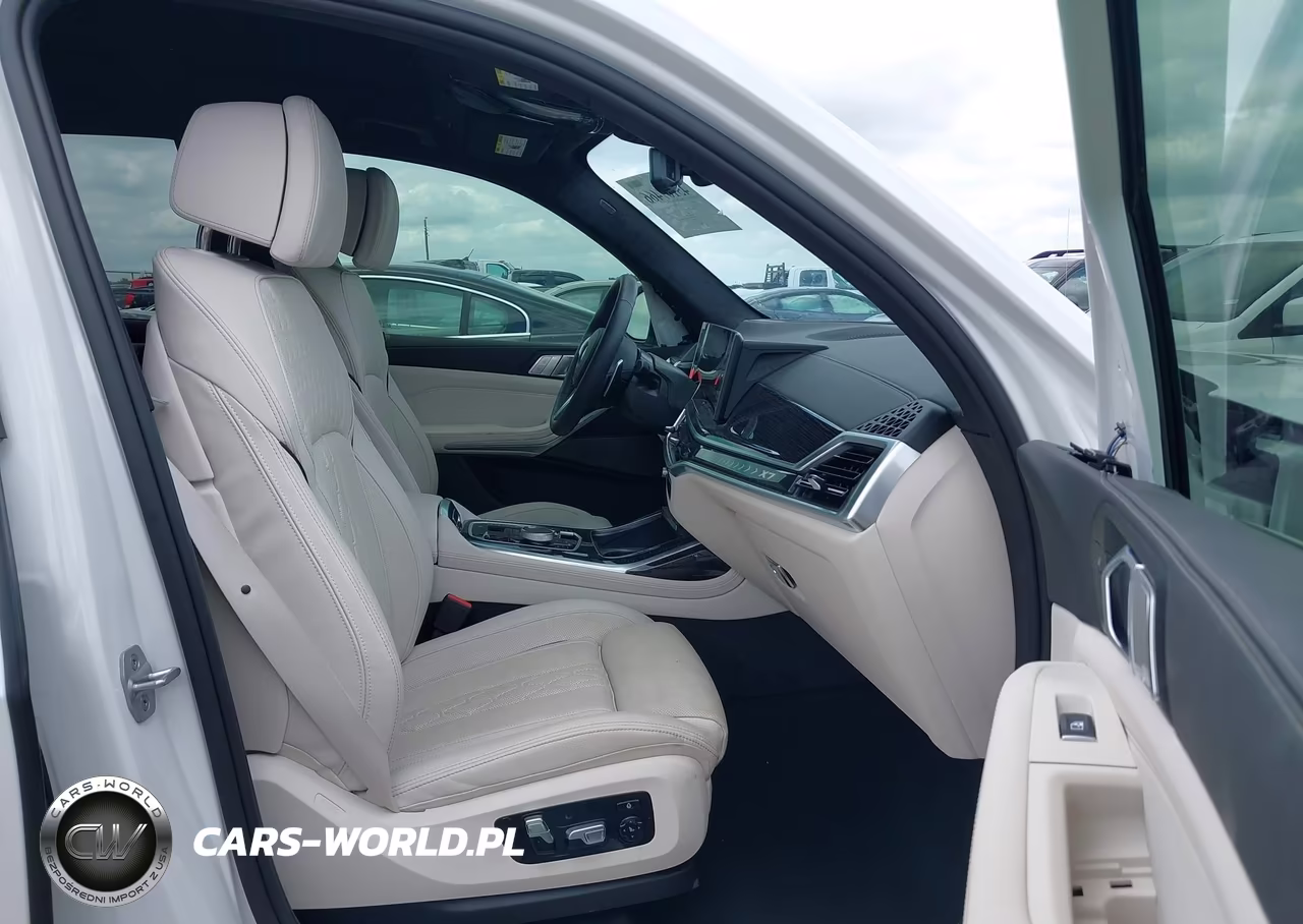 2026 BMW X7 xDrive40I VIN:5UX23EM02T9356794 - 5
