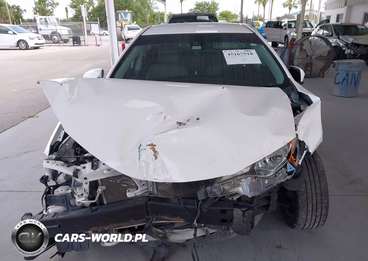 2019 Toyota Corolla Le VIN:2T1BURHEXKC183658 - 13