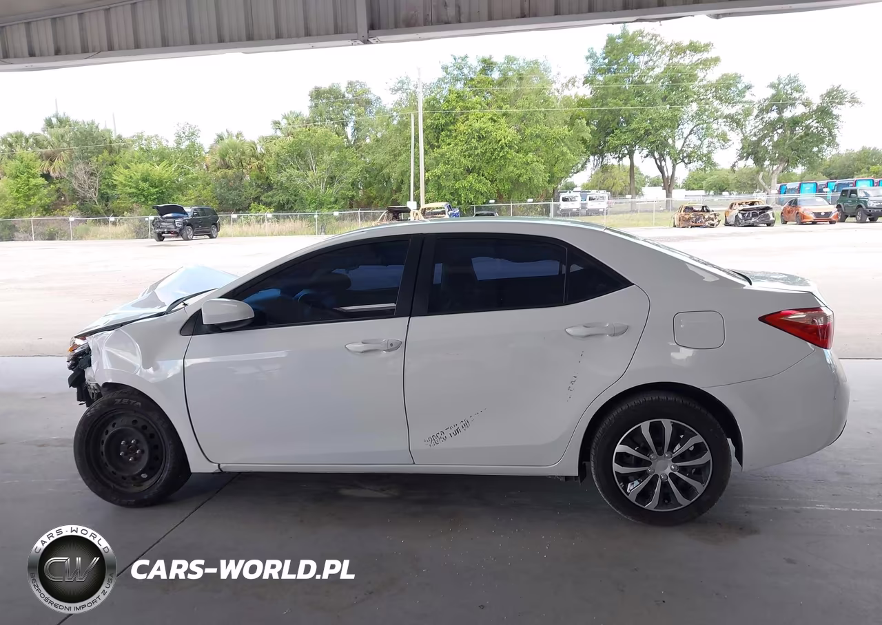 2019 Toyota Corolla Le VIN:2T1BURHEXKC183658 - 15