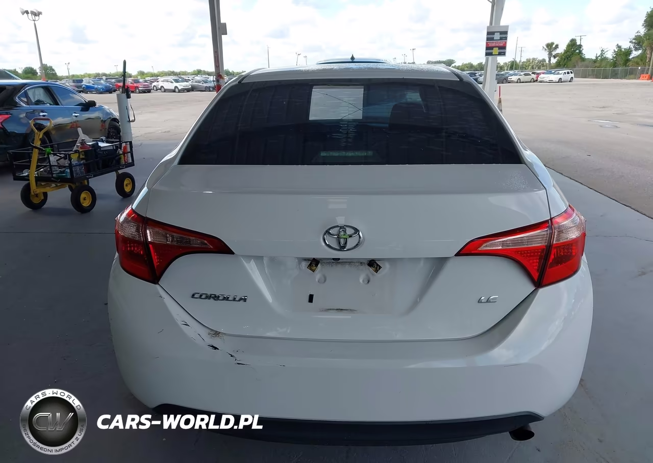 2019 Toyota Corolla Le VIN:2T1BURHEXKC183658 - 17