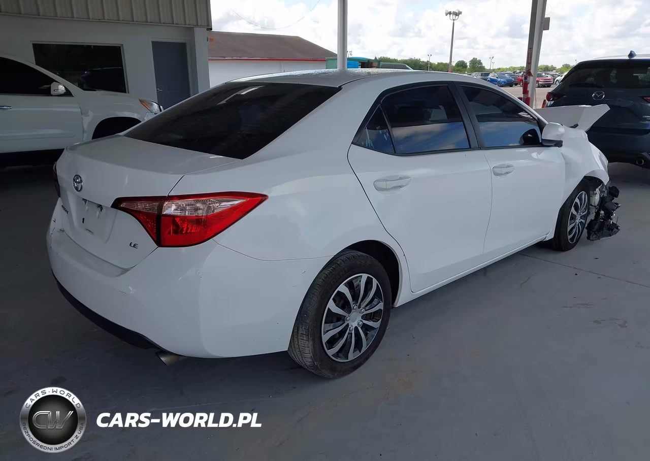 2019 Toyota Corolla Le VIN:2T1BURHEXKC183658 - 4