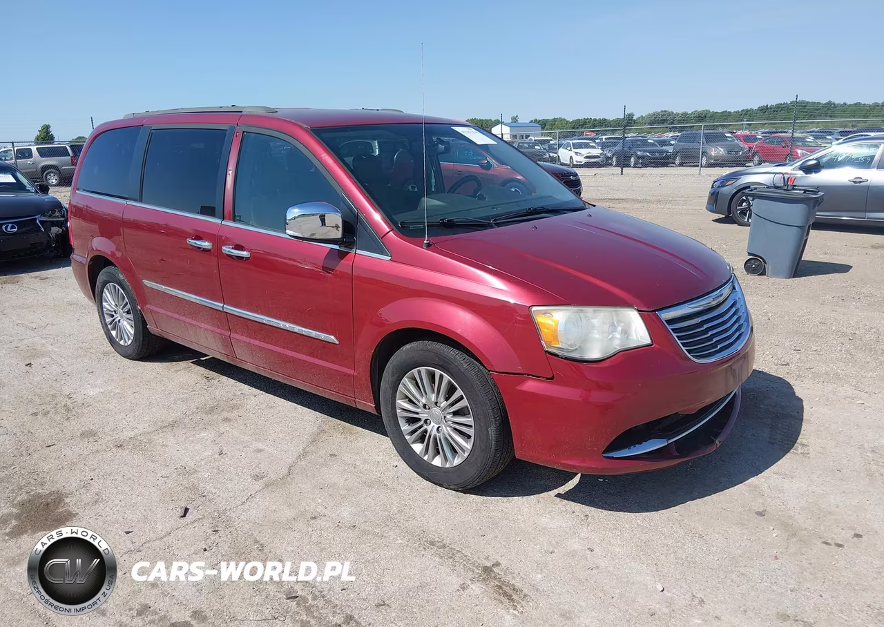 2014 Chrysler Town & Country Touring-L – zdjęcie 1 z 16