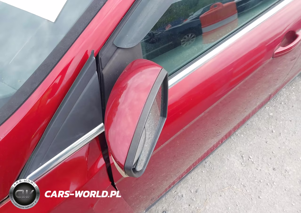 2013 Ford Focus Titanium VIN:1FADP3N27DL260530 - 16