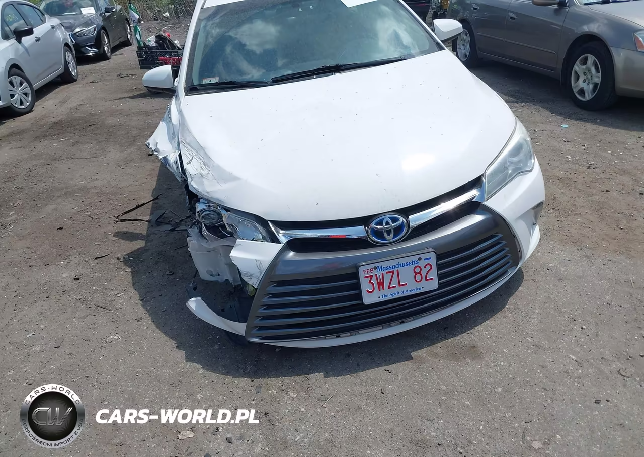 2015 Toyota Camry Hybrid Le VIN:4T1BD1FK9FU169913 - 17