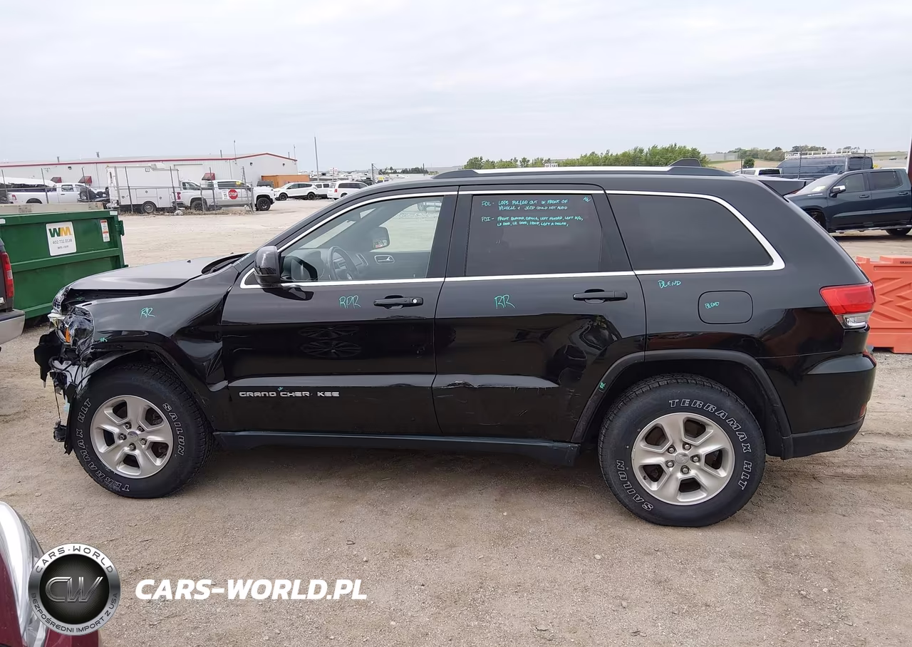 2016 Jeep Grand Cherokee Laredo VIN:1C4RJFAG9GC333101 - 14