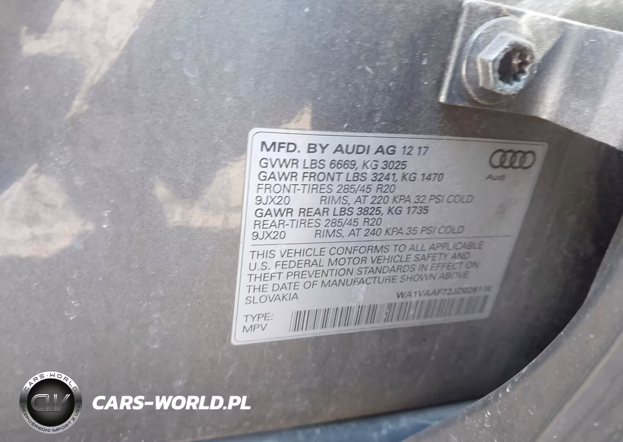 2018 Audi Q7 3.0T Premium VIN:WA1VAAF72JD026116 - 9