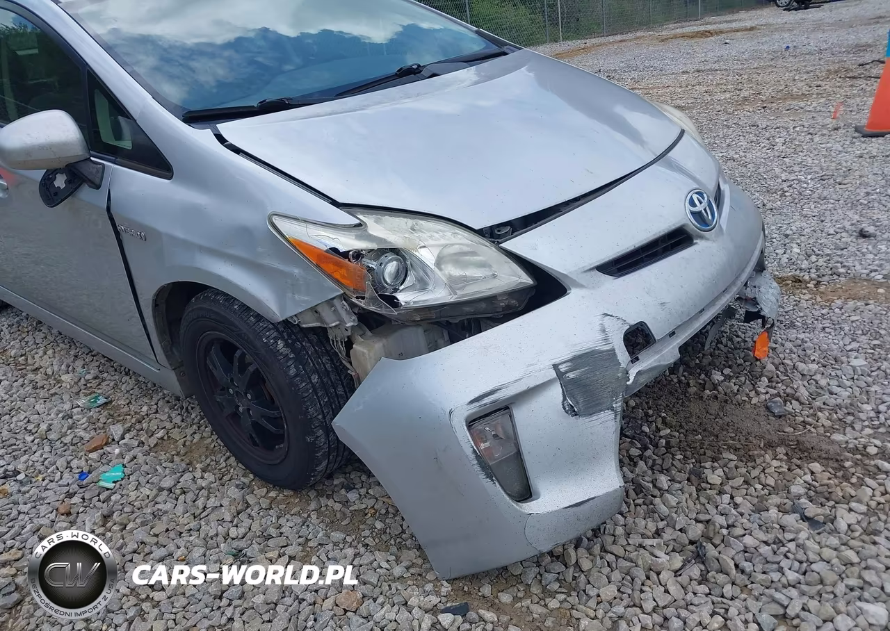 2015 Toyota Prius Two VIN:JTDKN3DU0F1936938 - 6