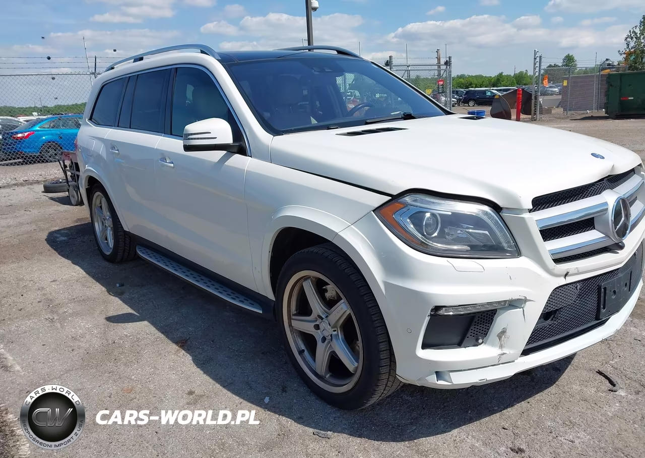 2015 Mercedes-Benz Gl 550 4Matic – zdjęcie 1 z 16