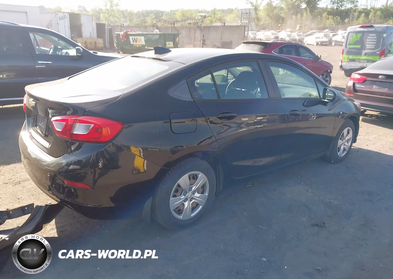2017 Chevrolet Cruze Ls Auto VIN:1G1BC5SM7H7277883 - 4
