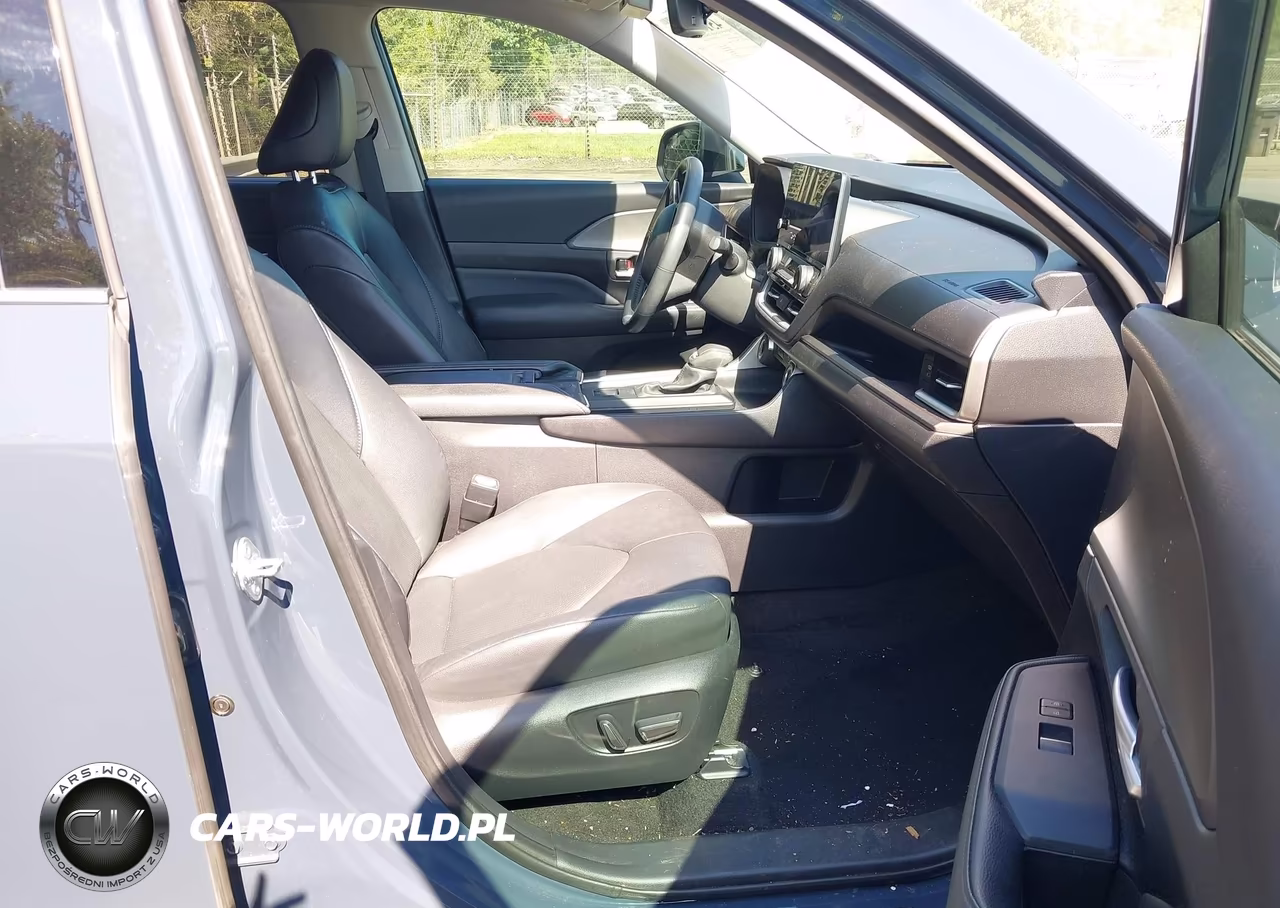 2024 Toyota Grand Highlander Xle VIN:5TDAAAA54RS000742 - 5