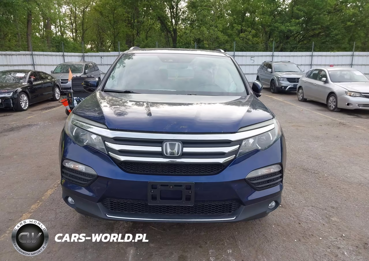 2018 Honda Pilot Elite VIN:5FNYF6H0XJB023233 - 12
