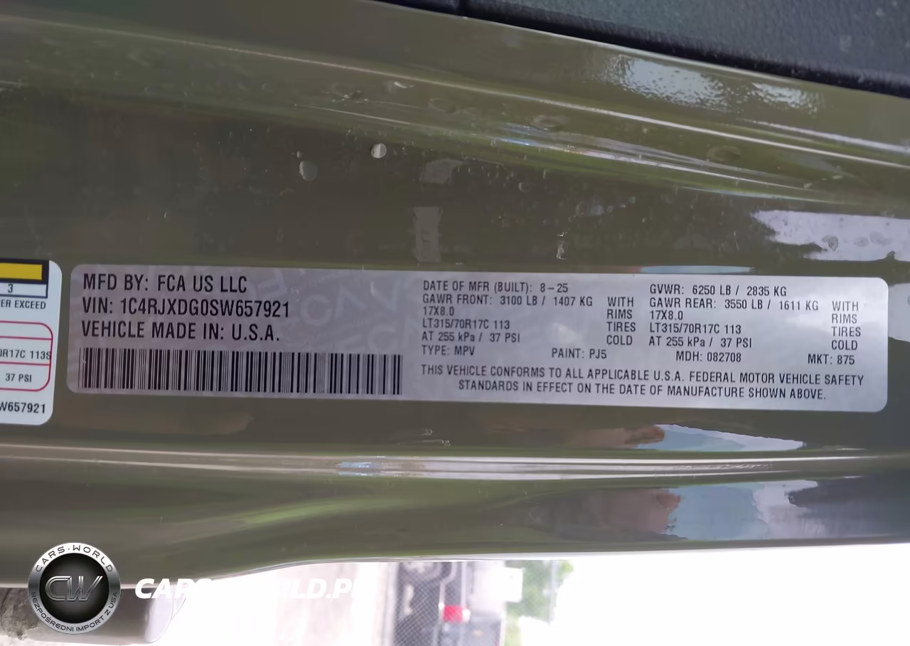 2025 Jeep Wrangler 4-Door Willys 4X4 VIN:1C4RJXDG0SW657921 - 9
