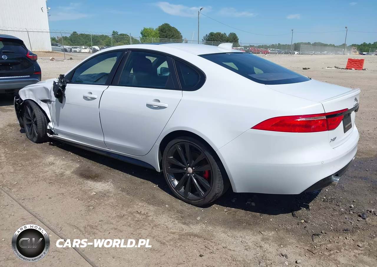2016 Jaguar Xf S VIN:SAJBG4BVXGCY04823 - 3