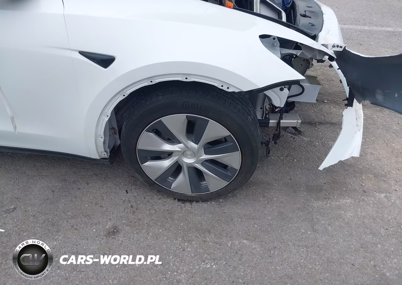 2022 Tesla Model Y Long Range Dual Motor All-Wheel Drive VIN:7SAYGDEE0NF316052 - 18