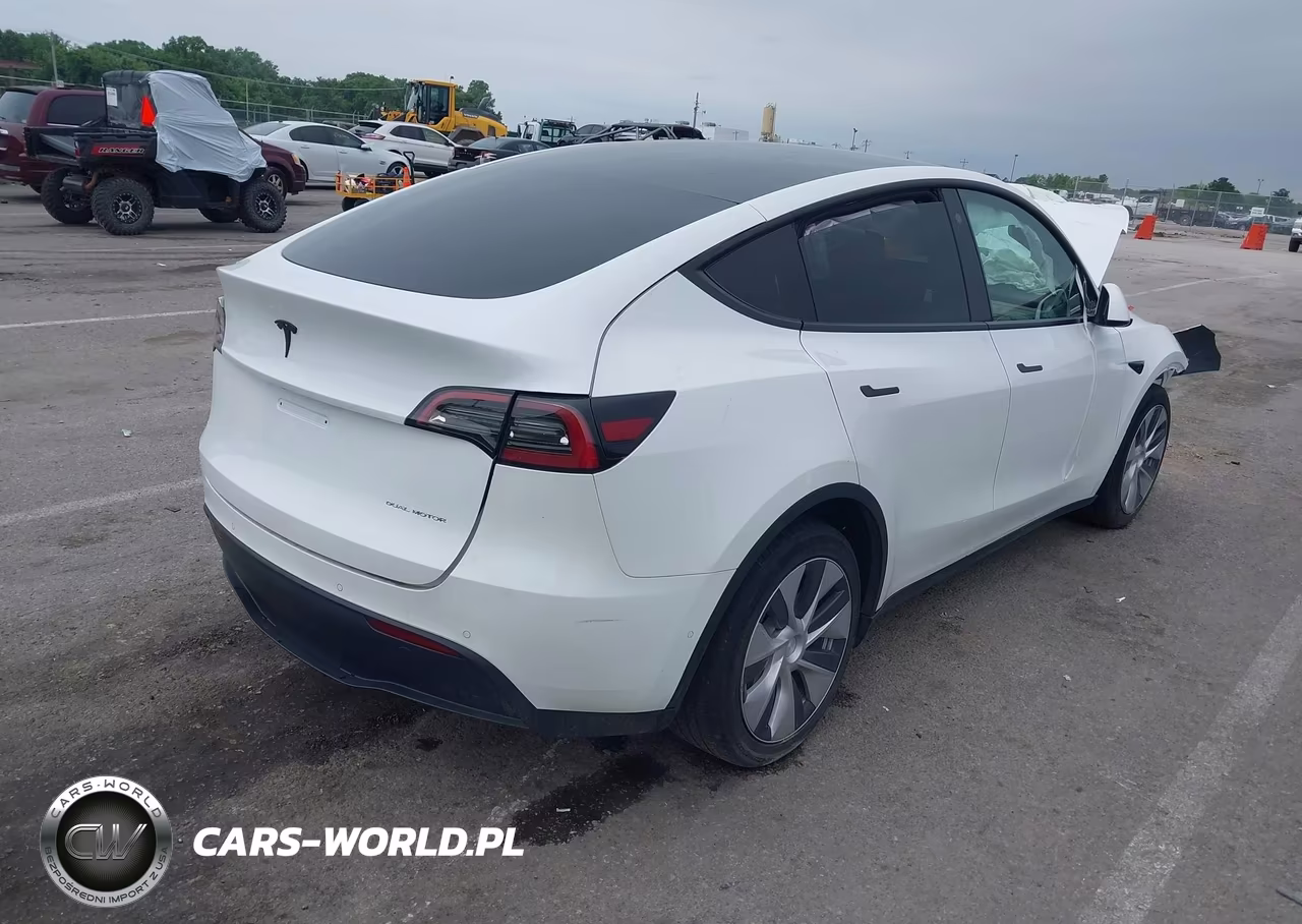 2022 Tesla Model Y Long Range Dual Motor All-Wheel Drive VIN:7SAYGDEE0NF316052 - 4