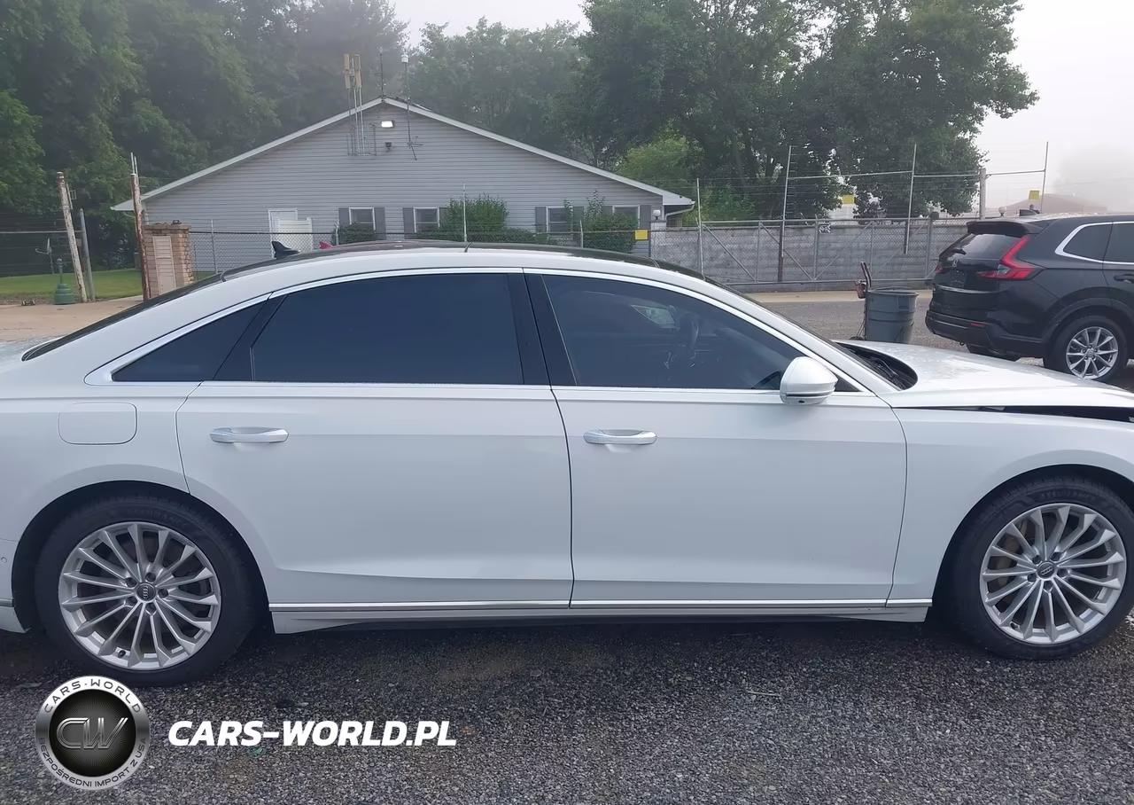 2019 Audi A8 L 55 VIN:WAU8DAF89KN009776 - 14