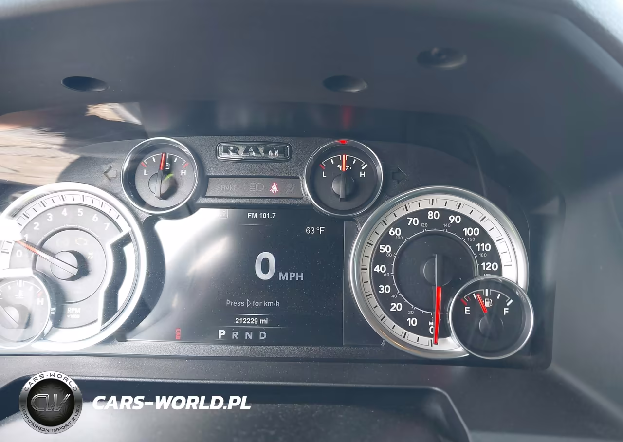 2016 Ram 2500 Big Horn VIN:3C6UR5DJ0GG281835 - 7