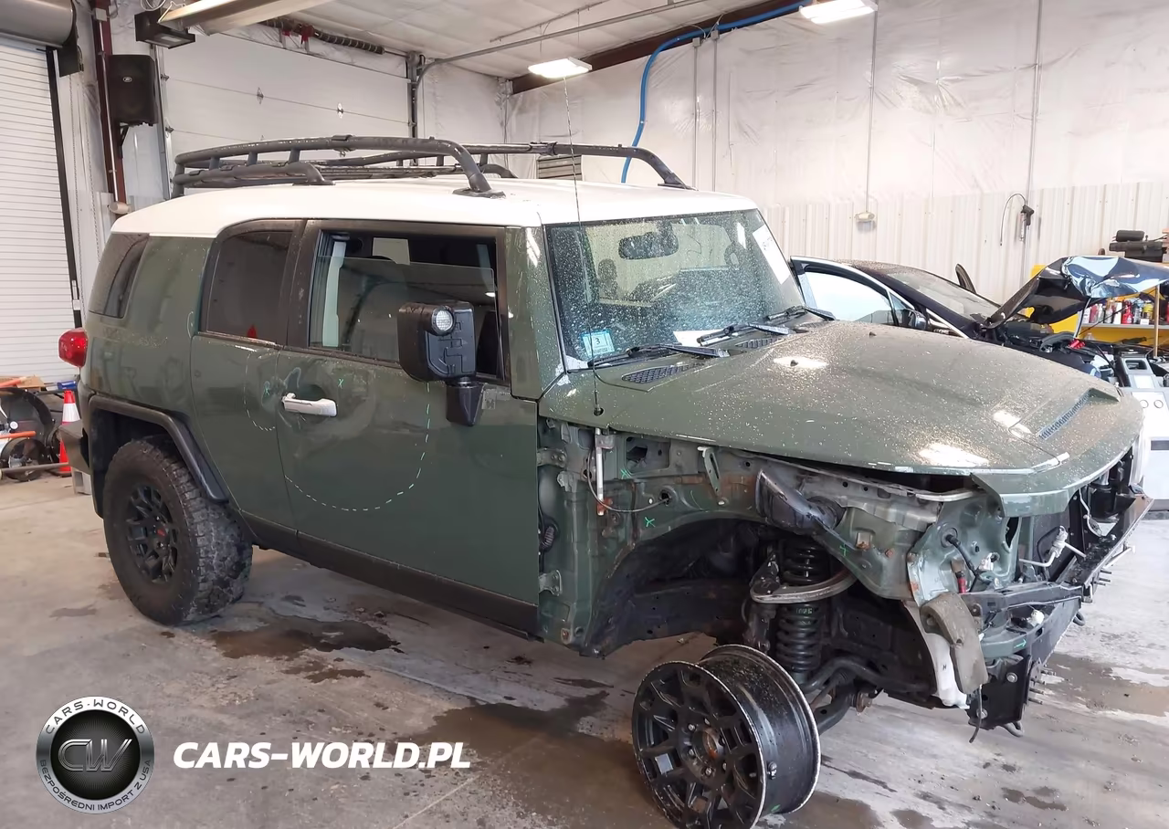 2014 Toyota Fj Cruiser VIN:JTEBU4BF8EK205367 - 6