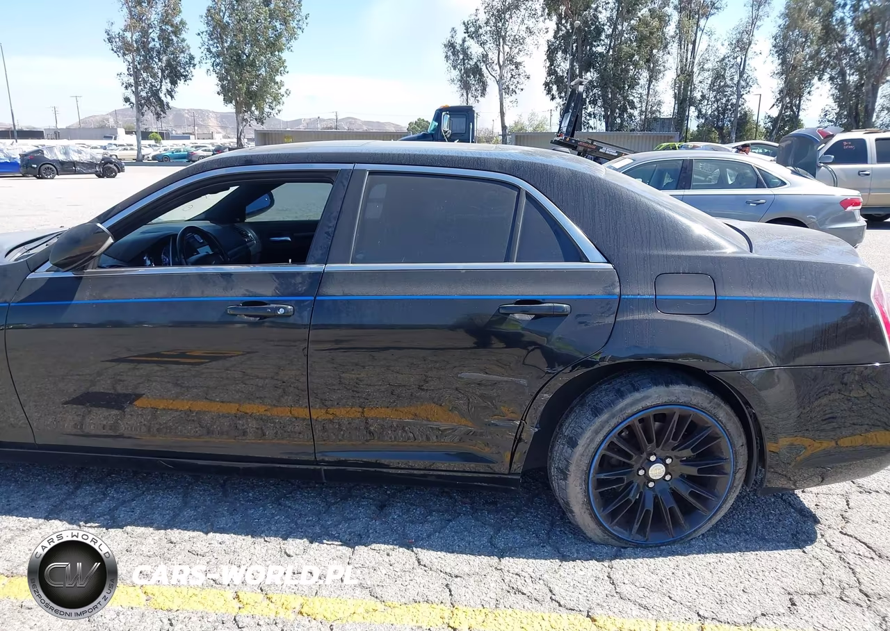 2012 Chrysler 300 S V8 VIN:2C3CCADT1CH315599 - 6