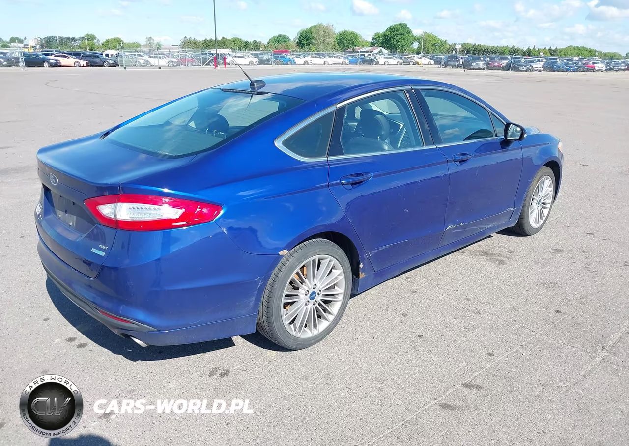 2014 Ford Fusion Se VIN:3FA6P0HD5ER142144 - 4